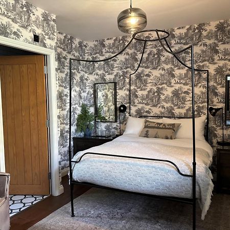 Manor House Lindley Hotell Huddersfield Eksteriør bilde