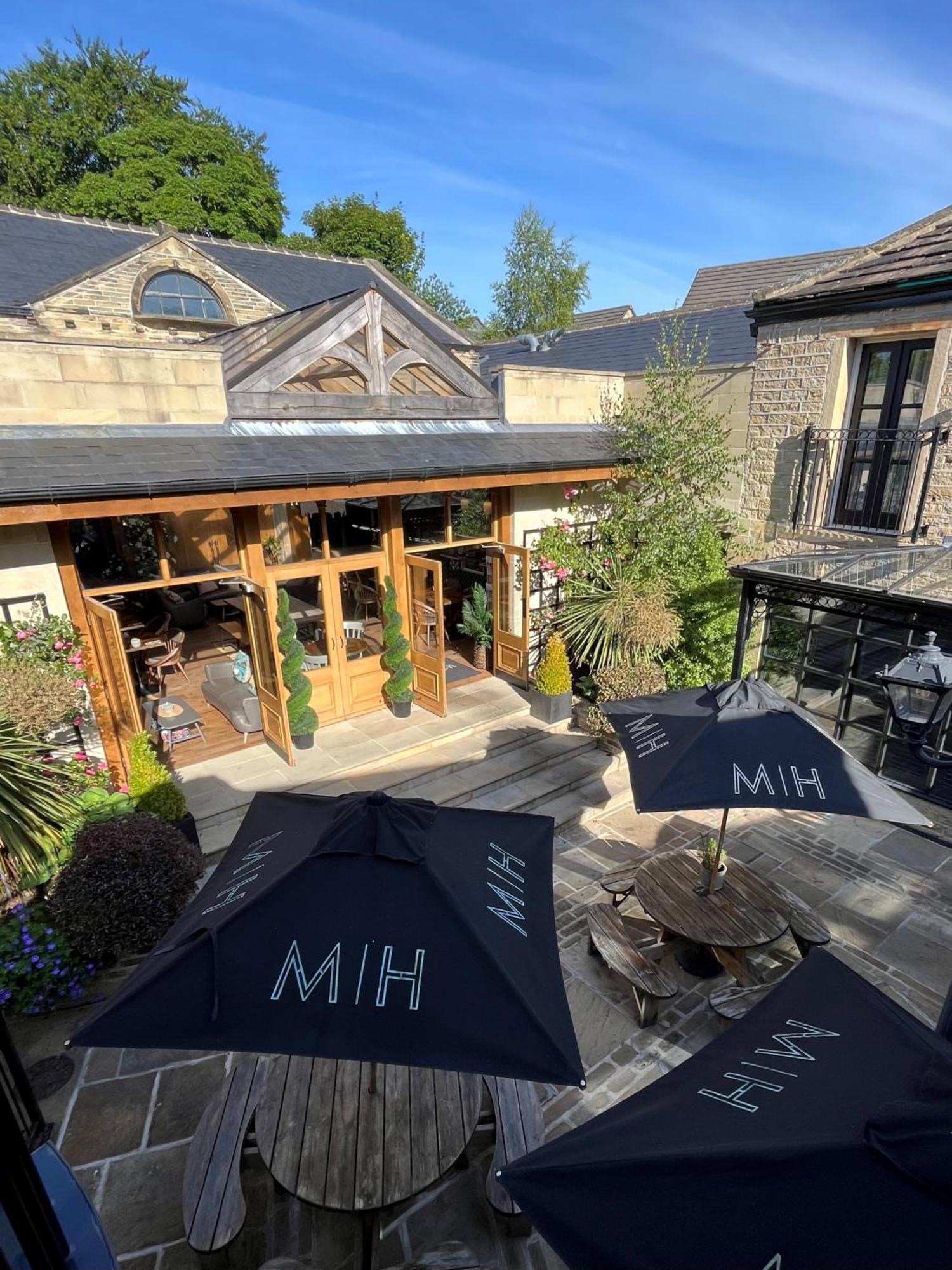 Manor House Lindley Hotell Huddersfield Eksteriør bilde
